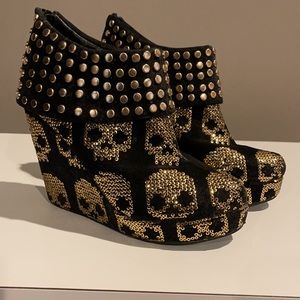 Iron Fist sparkle Skull booties